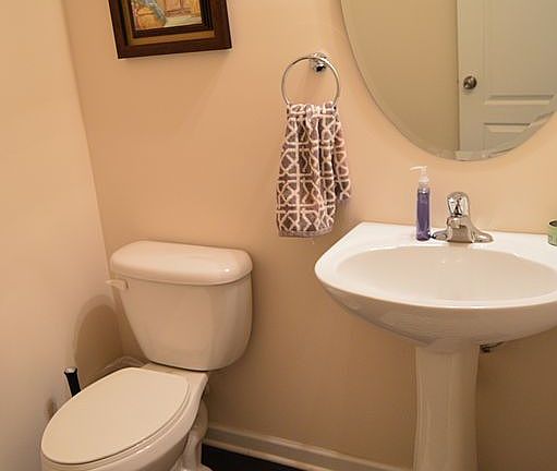 Powder room