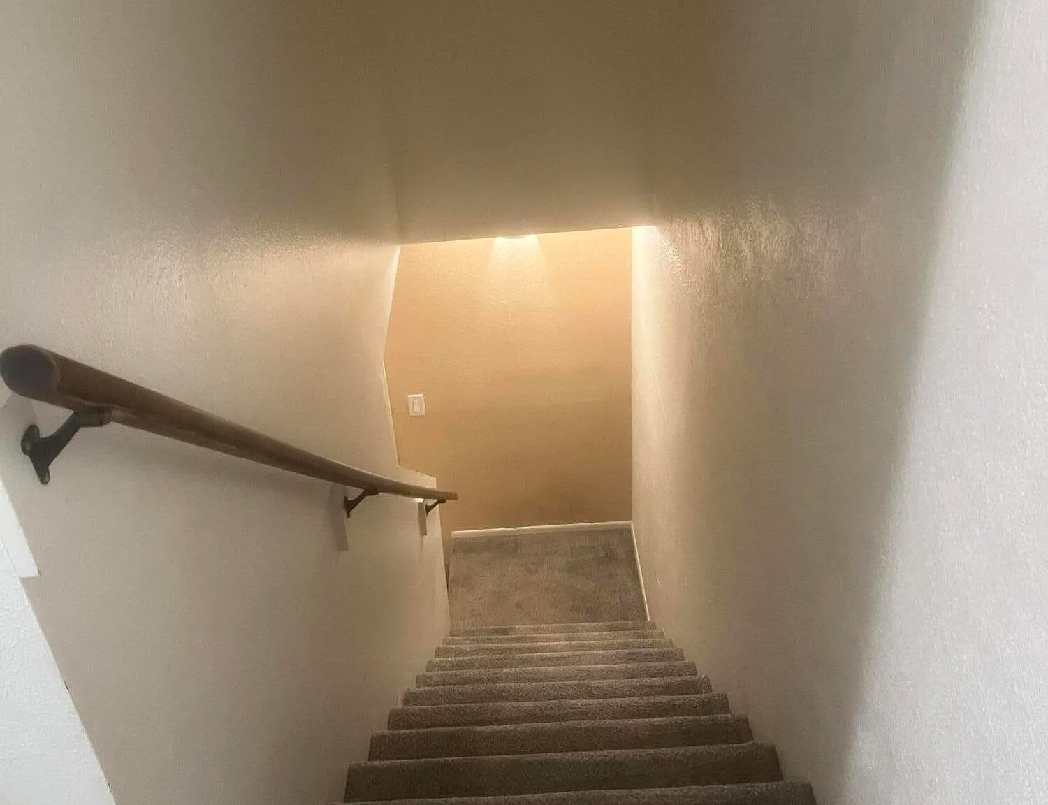 2 bed, 1.5 bath, 1026 sqft, $1,500 — Photo 4