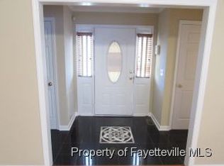 6640 Foxberry Rd, Fayetteville, NC 28314