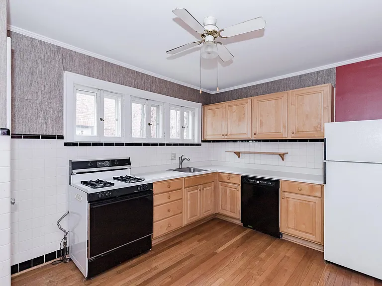 7319 Lindell Blvd #1 — Photo 10