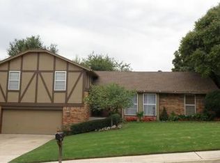 1412 Shalamar Rd, Edmond, OK 73013