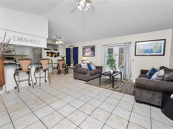 4th image of 2304 CHESHIRE PLACE