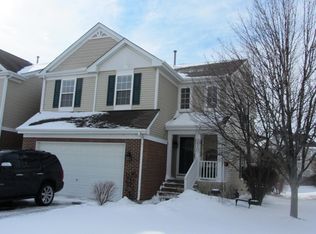 220 Lineas Ln, Geneva, IL 60134