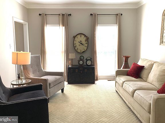 4th image of 15112 Windy Hollow Cir
