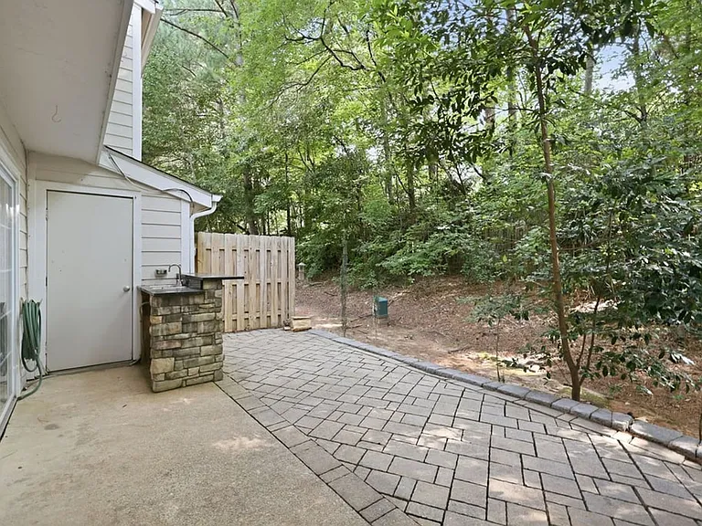 7733 Falcon Rest Cir — Photo 36