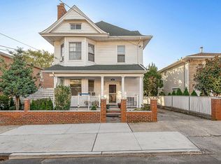 14-14 119th St, College Point, NY 11356