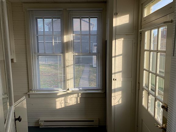 Mudroom/laundry room