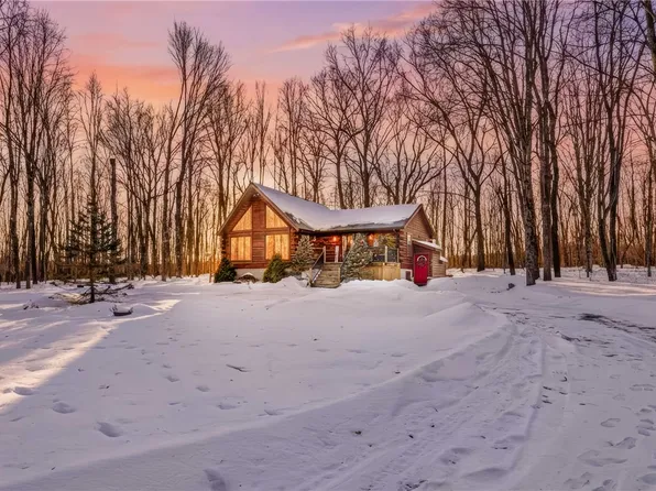 280 Corn Cob Ln, Rockwood, PA 15557