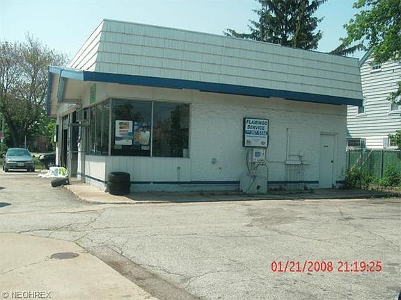 5th image of 4480 Rocky River Dr