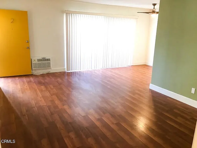4423 Ambrose Ave #2 — Photo 2
