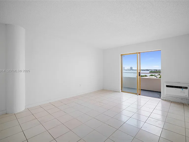 7904 West Dr #605 — Photo 12