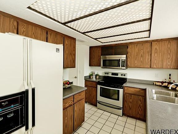 5th image of 1020 Clearwater Ct