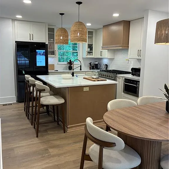 151 Wills Ln — Photo 2