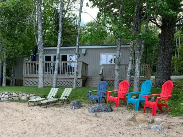 36 Summer Ln, West Hants, NS B0N 2T0