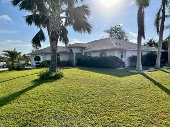 2nd image of 25371 Alicante Dr