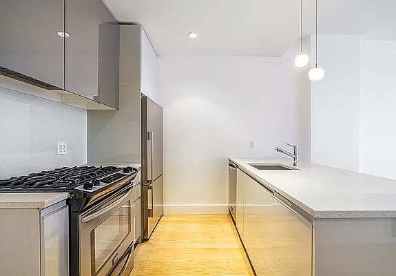 4th image of 226 50th Ave APT 7D