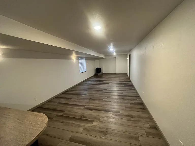 317 Victoria St — Photo 34