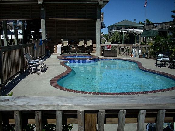 2nd image of 1226 Maui Dr