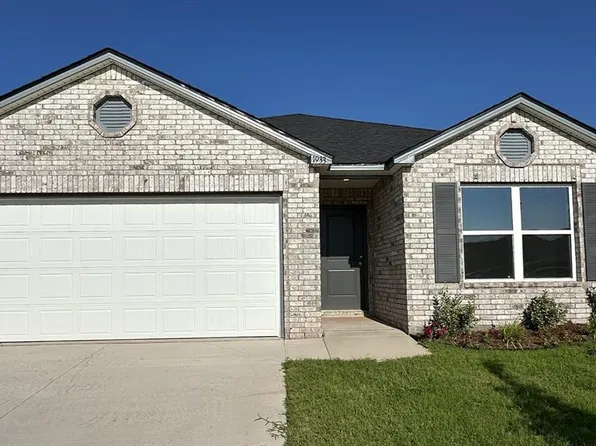 1933 Sugar Pine Way, Edmond, OK 73034