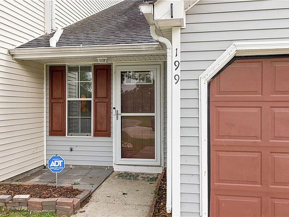 3rd image of 199 Wexford Dr
