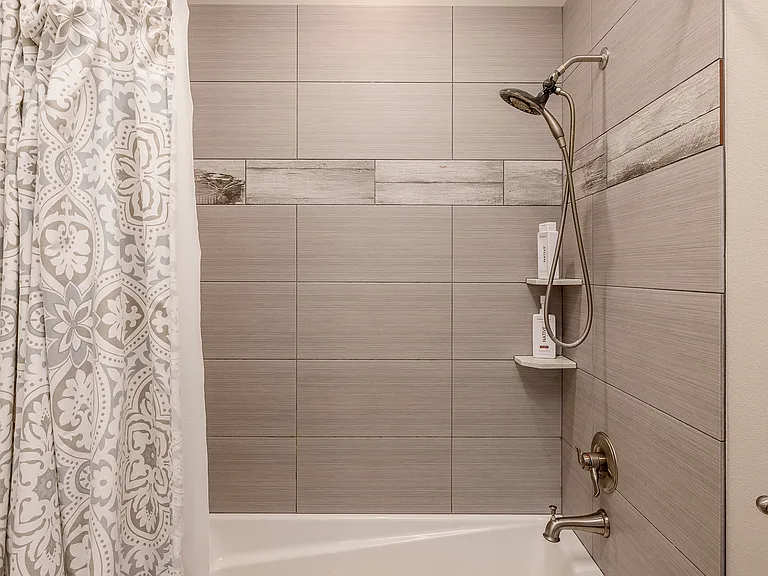 11601 E Equestrian St #C — Photo 21