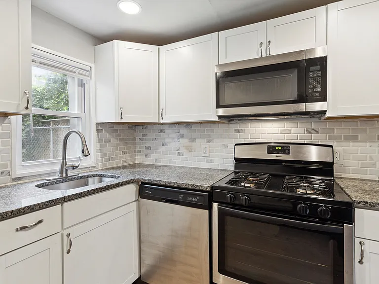 1707 N Gratz St #1 — Photo 14