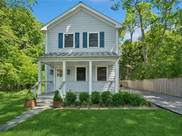 49 Hamilton St, Sag Harbor, NY 11963