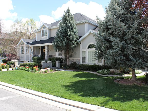 2nd image of 1702 E Haven Brook Cir