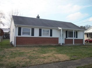 2202 Beverly St, Parkersburg, WV 26101