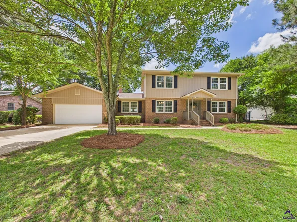 1011 Country Club Rd, Perry, GA 31069