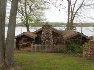 163 Deepwood Dr, Amston, CT 06231