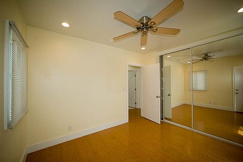 4th image of 6521 1/2 Crenshaw Blvd