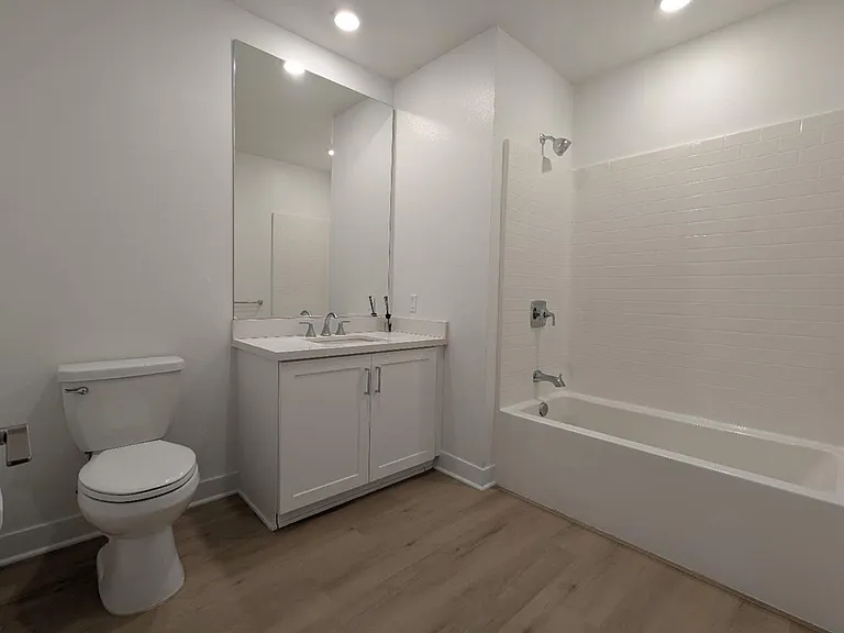 3504 Rivington — Photo 9