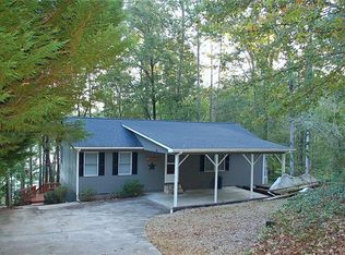 276 Cardinal Ln, Toccoa, GA 30577
