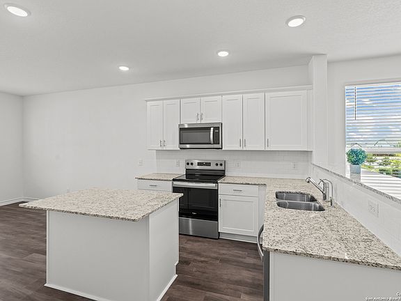2nd image of 13711 Anchor Way