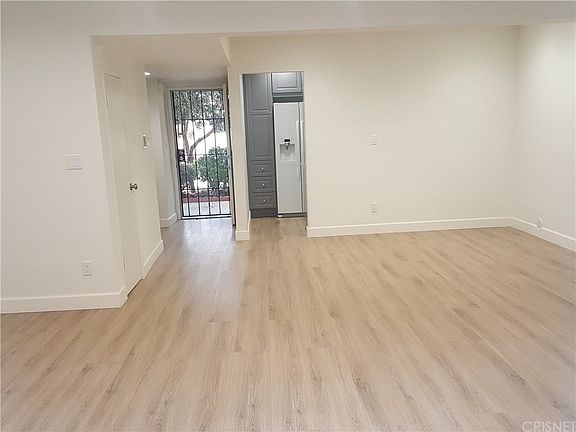 5th image of 6208 Morse Ave