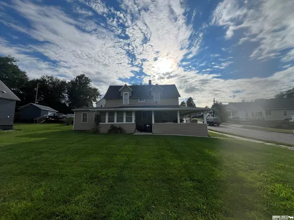 2711 Shirley St, Omaha, NE 68105