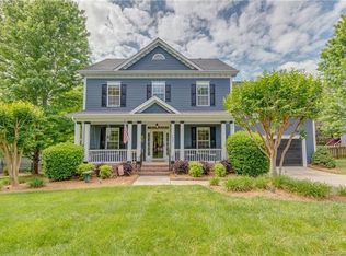 1035 Hunters Run Dr, Tega Cay, SC 29708