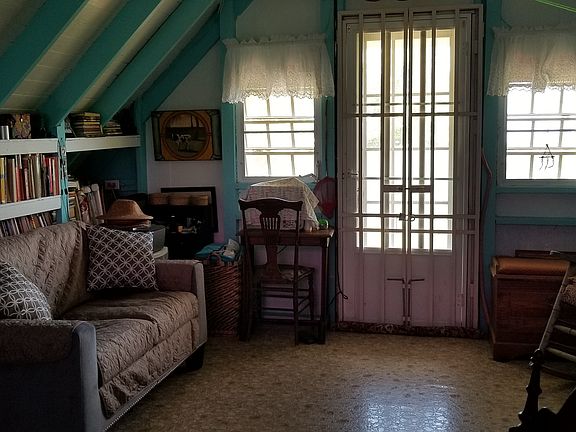 Upstairs bedroom suite