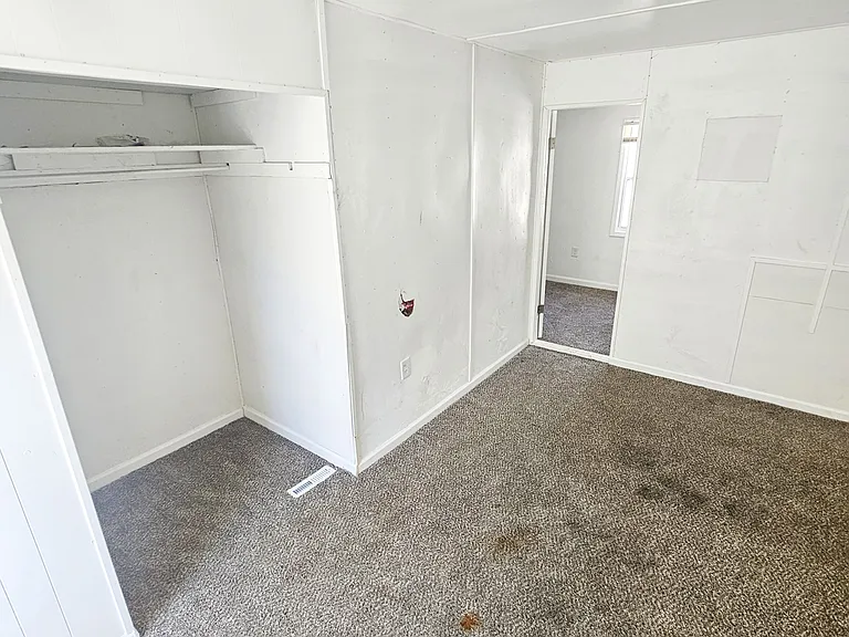 14575 Strathmoor St — Photo 18
