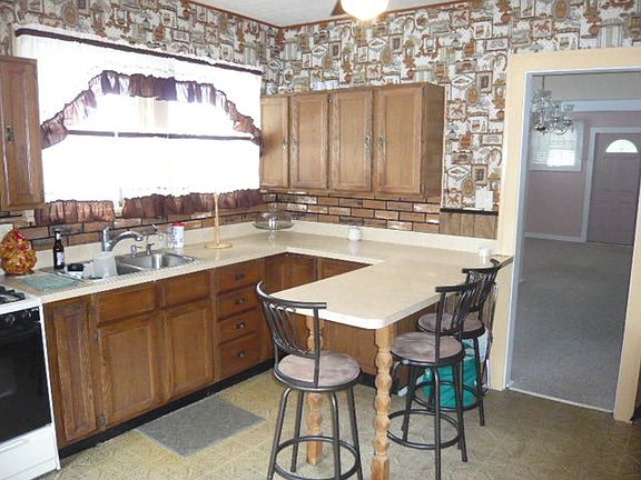 5th image of 1109 S 21st St