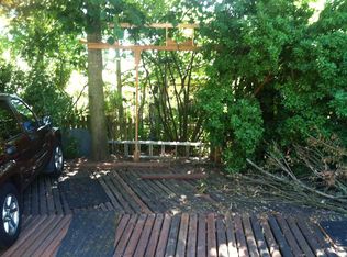 2615 NE 137th St, Seattle, WA 98125