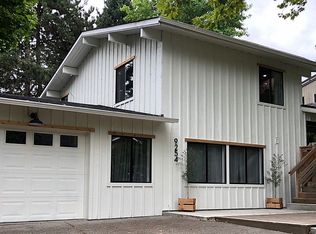9254 SW Brier Pl, Portland, OR 97219