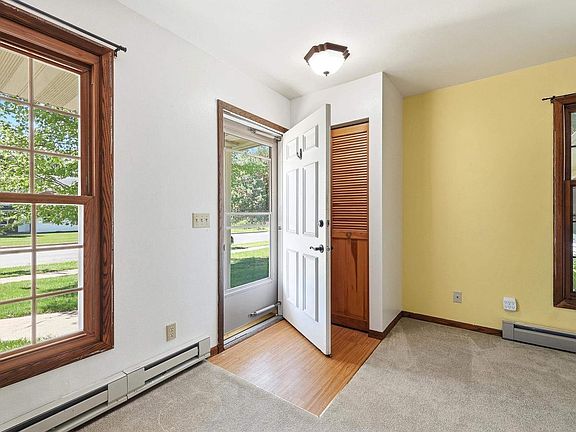 5th image of 502 JOHNS DRIVE Unit B