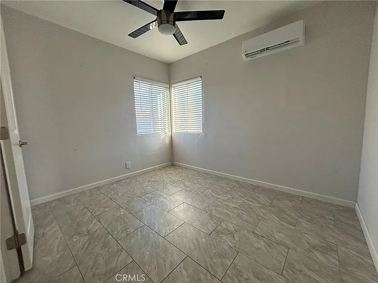 19790 Cooper Rd — Photo 11