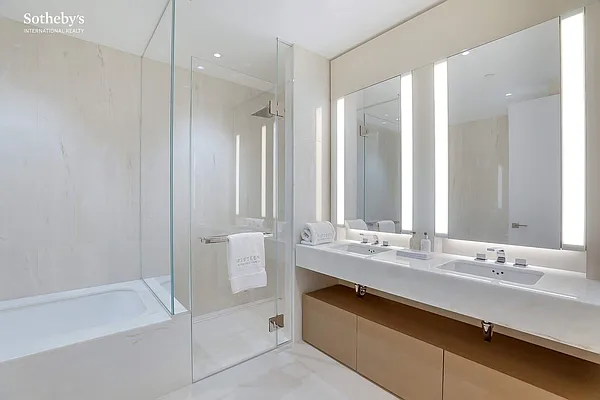 Rented by Sotheby's International Realty | media 7