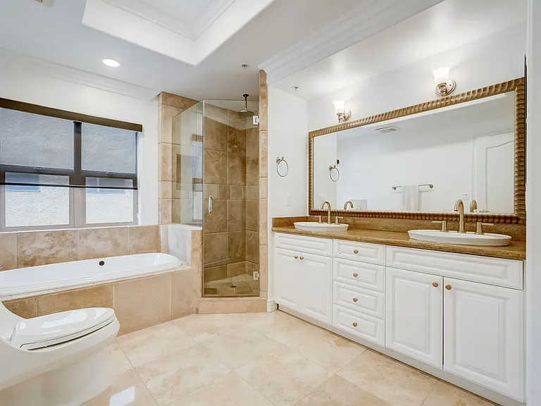 1741 S Bentley Ave #5 — Photo 13