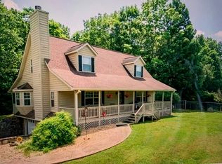 334 Avery Scroggs Rd, Hayesville, NC 28904