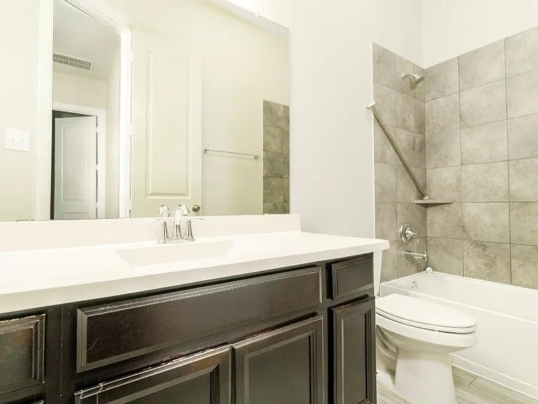 9615 Spring Ct — Photo 17