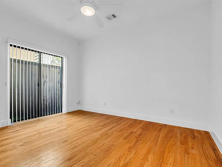 4509 Eigel St #B — Photo 10